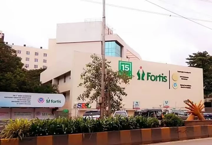 Fortis Hospital Mumbai: कैंसर के इलाज में नए मोड़ पर कदम रखा: कार-T सेल थेरेपी का शानदार आरंभ!