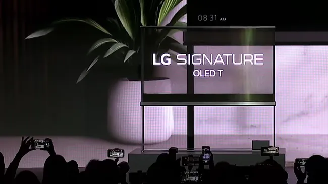 LG Unleashes LG SIGNATURE OLED T: CES 2024 में पहली बार दुनिया को पेश हुआ ‘वायरलेस ट्रैंसपेरेंट OLED TV’!