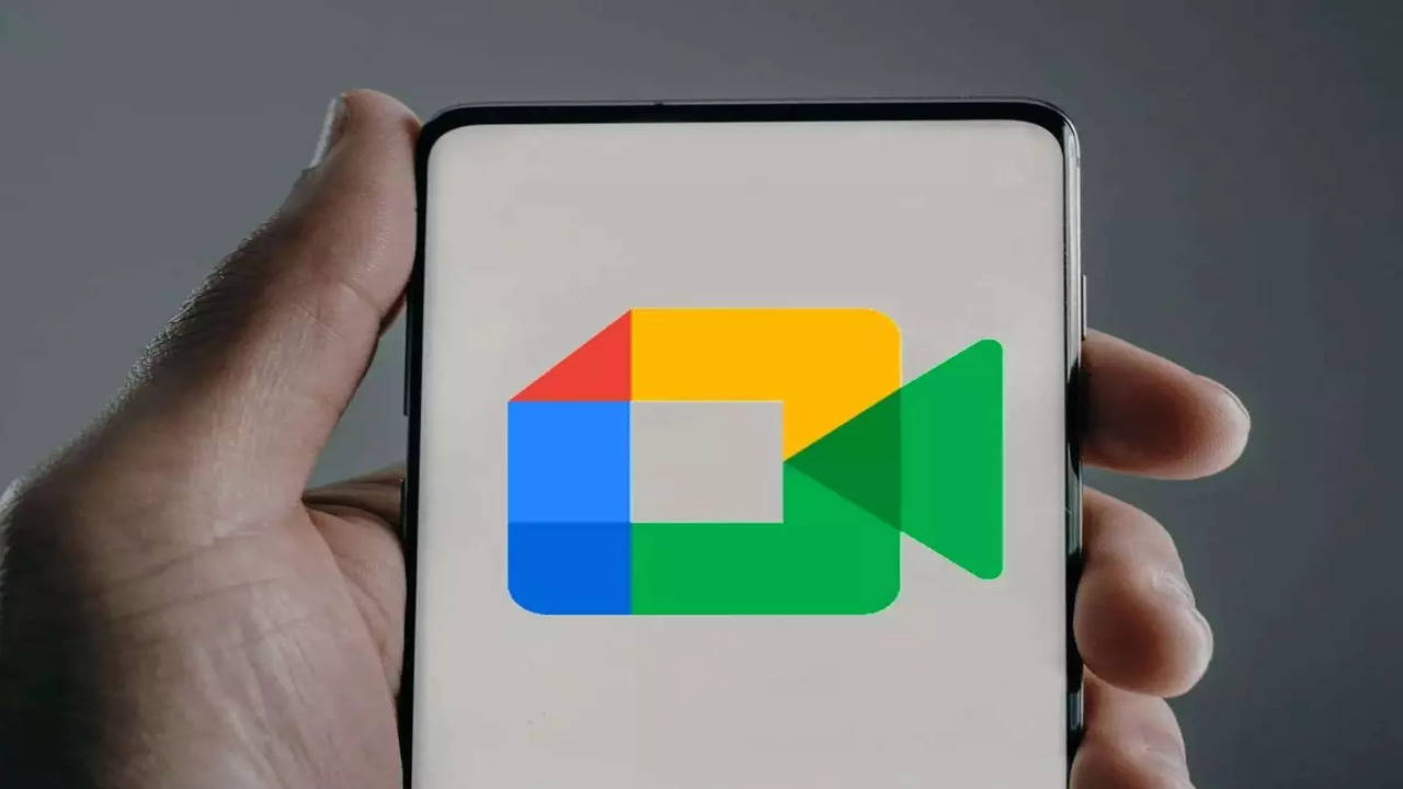 Google Meet New Companion Mode Revolutionizes Hybrid Meeting Experience