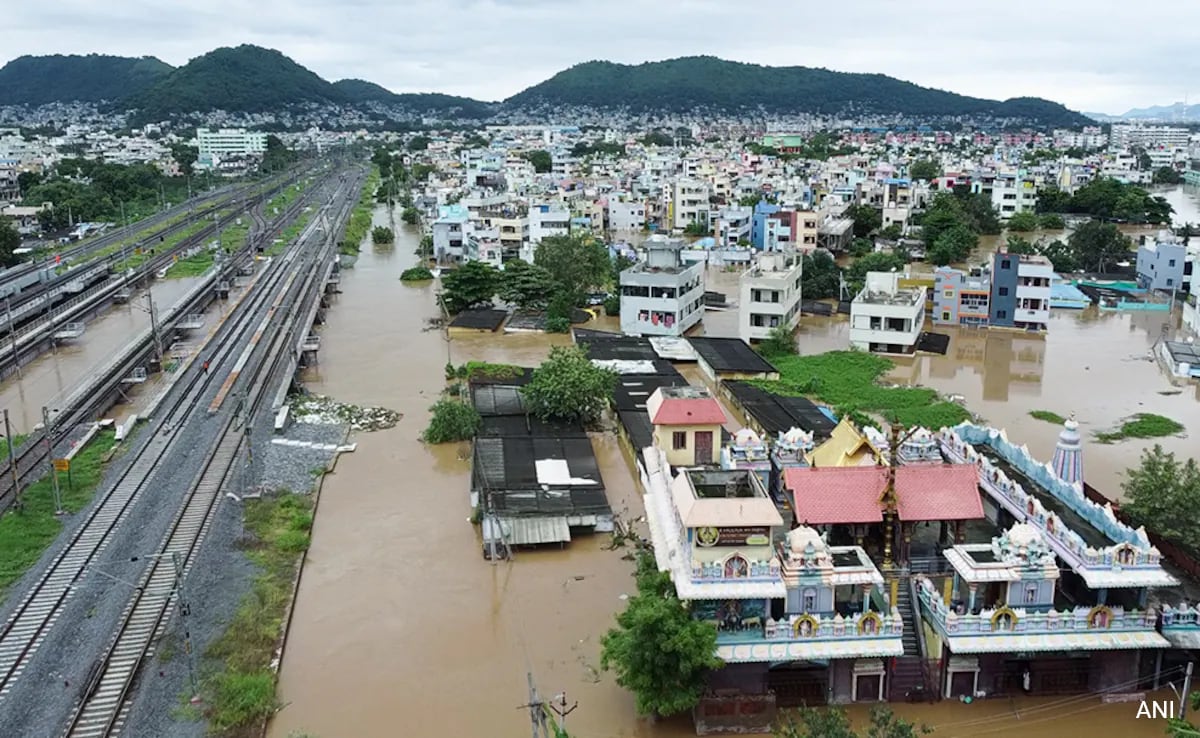 10 Dead In Rain Fury In Andhra, Telangana, Over 100 Trains Cancelled