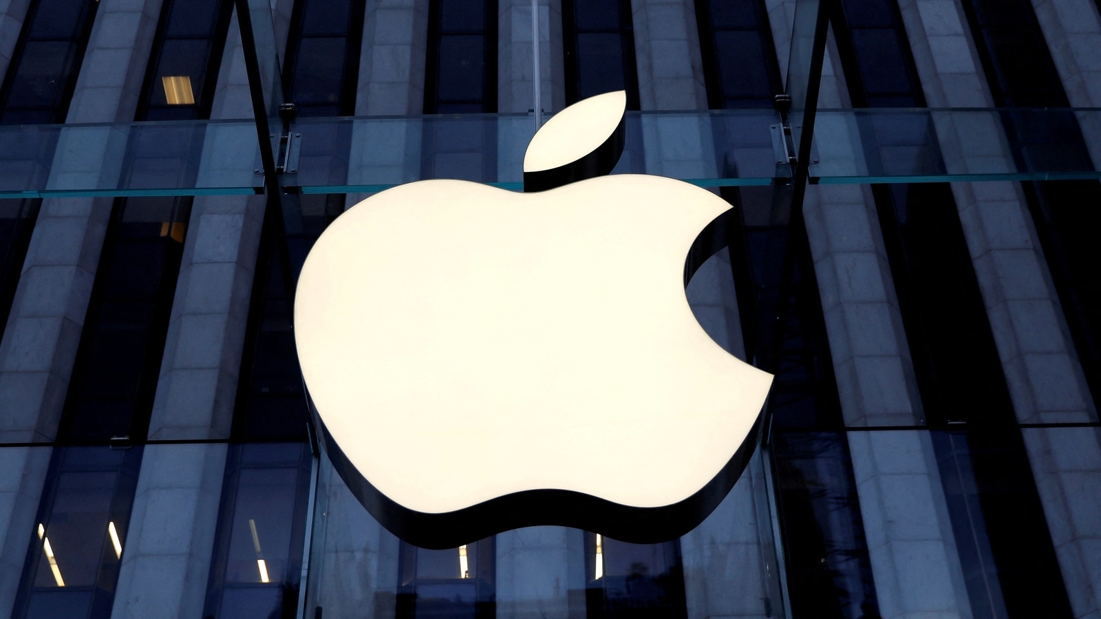 यह AI चिप निर्माता Apple को दुनिया की सबसे मूल्यवान कंपनी के पद से हटा सकता है