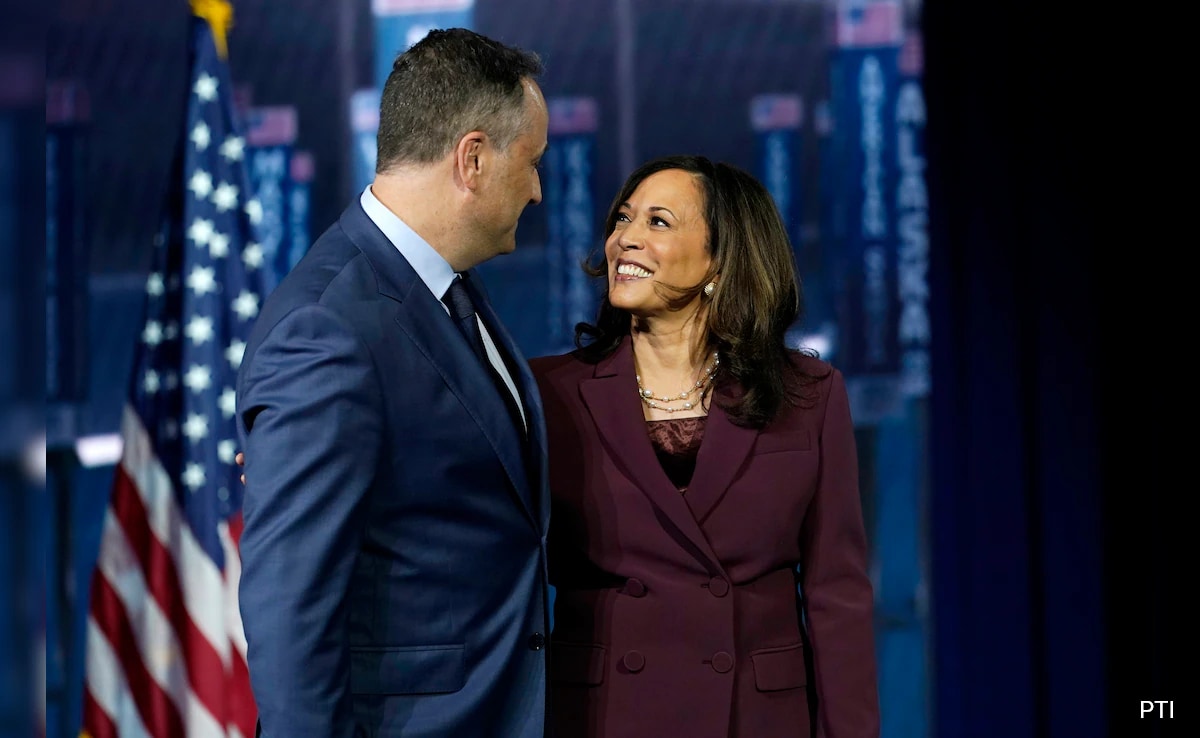 Kamala Harris’ Husband Slapped Ex Girlfriend For Flirting With Another Man, Claims Report