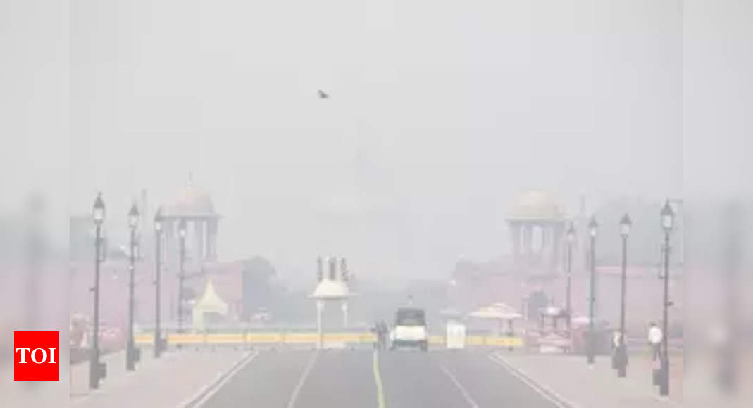 Delhi air pollution: City chokes as AQI level reaches ‘severe’ category | Delhi News